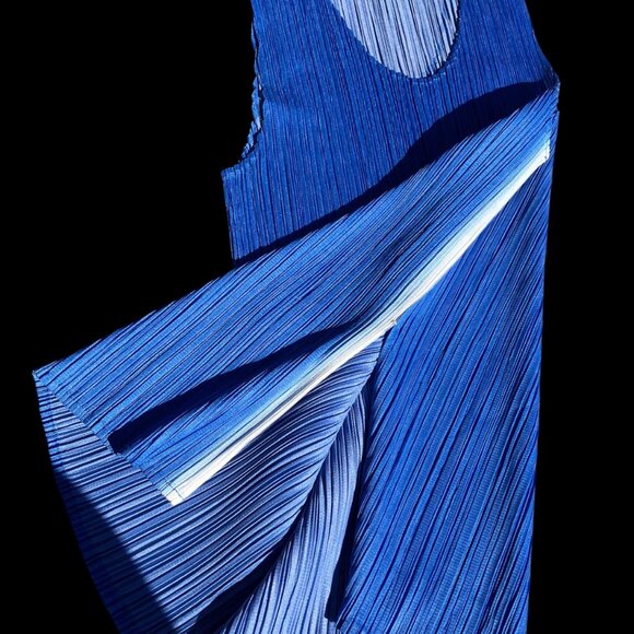 Vintage PLEATS PLEASE Issey Miyake Pleated Sleeveless Tank Shirt Top Blue Size M - Picture 3 of 8
